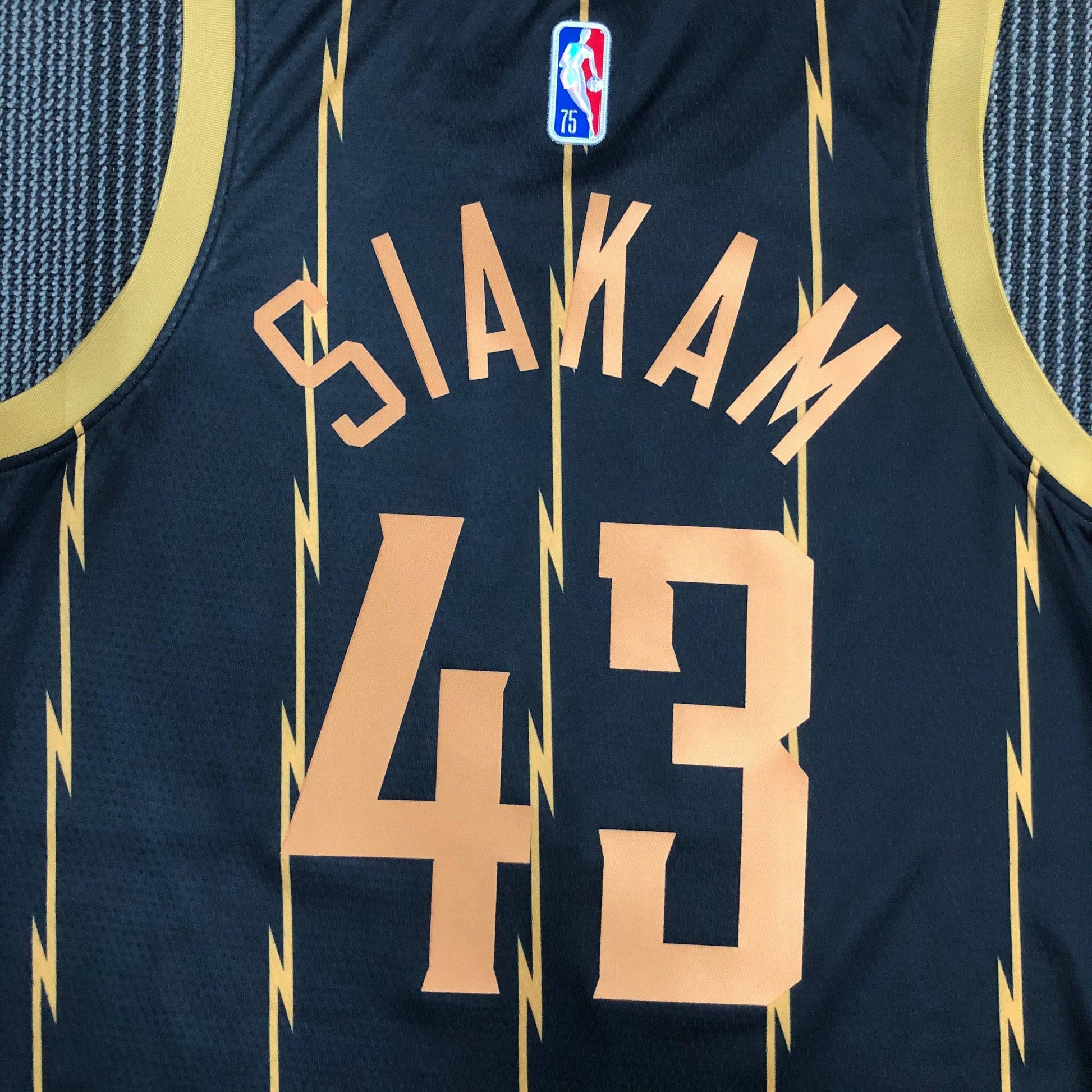 Jersey Toronto Raptors City Edition Diamante 75th - GOAT STORE